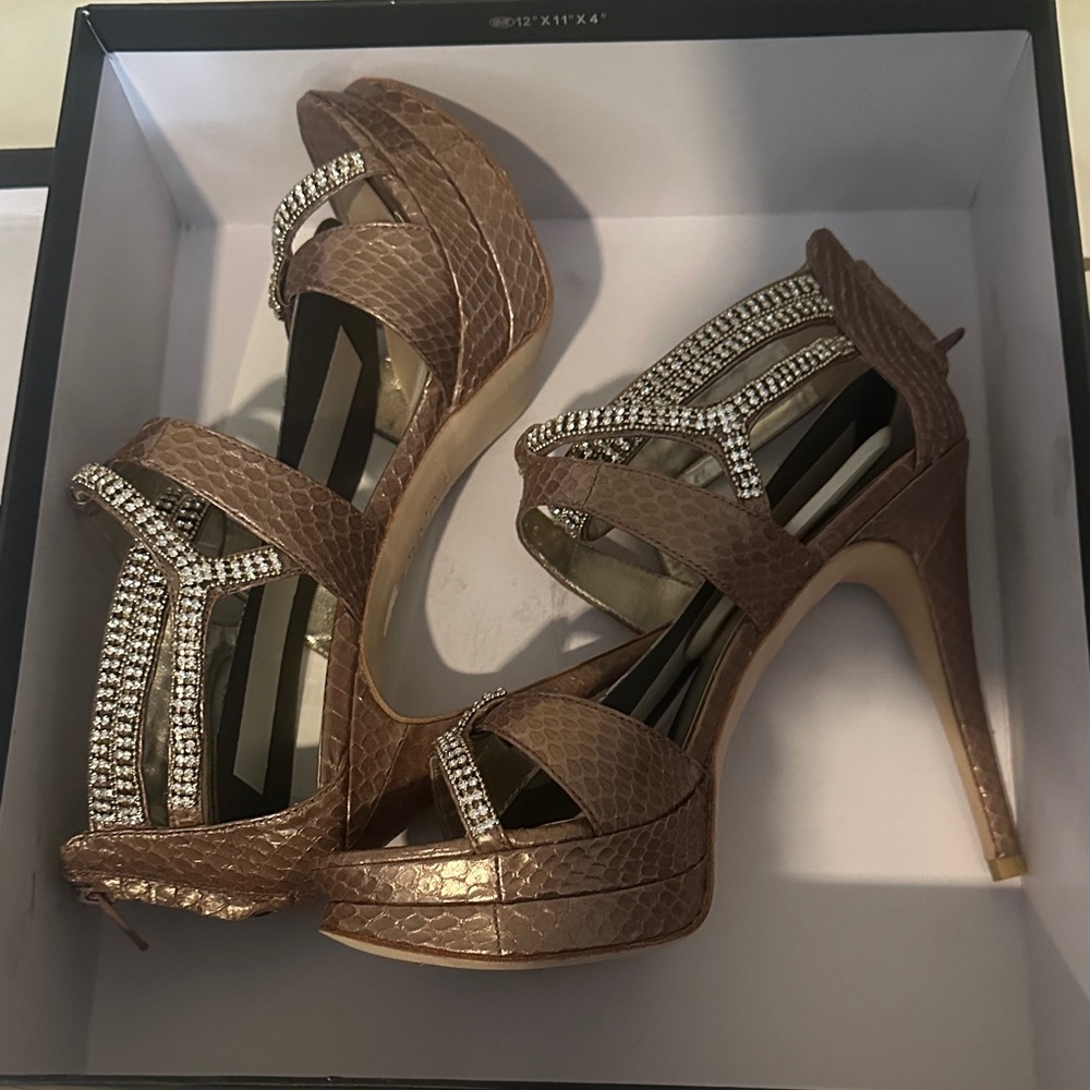 Pelle Moda Brown Platform Heels with Sparkling Accents
